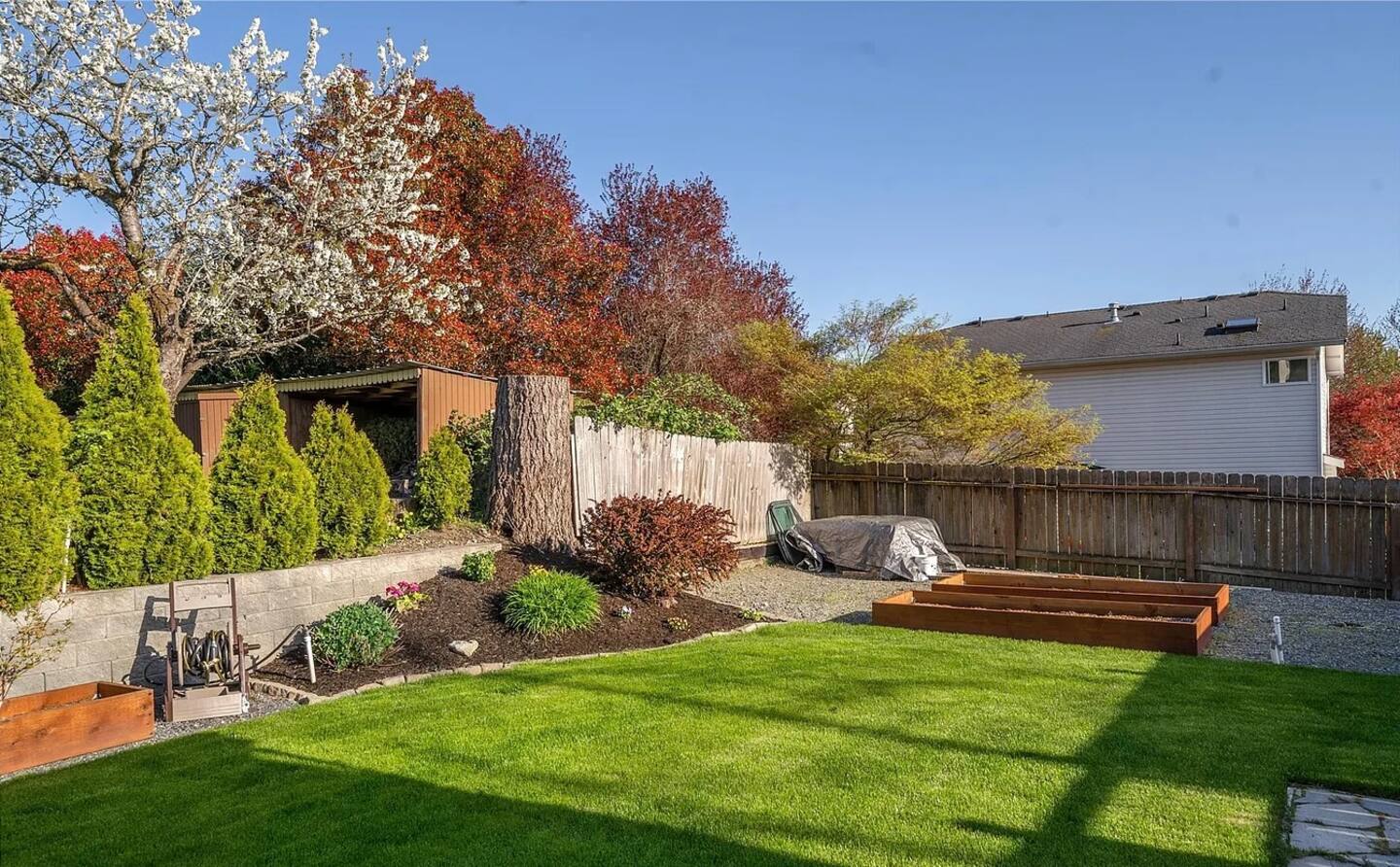 East Renton Room 2 — photo 4